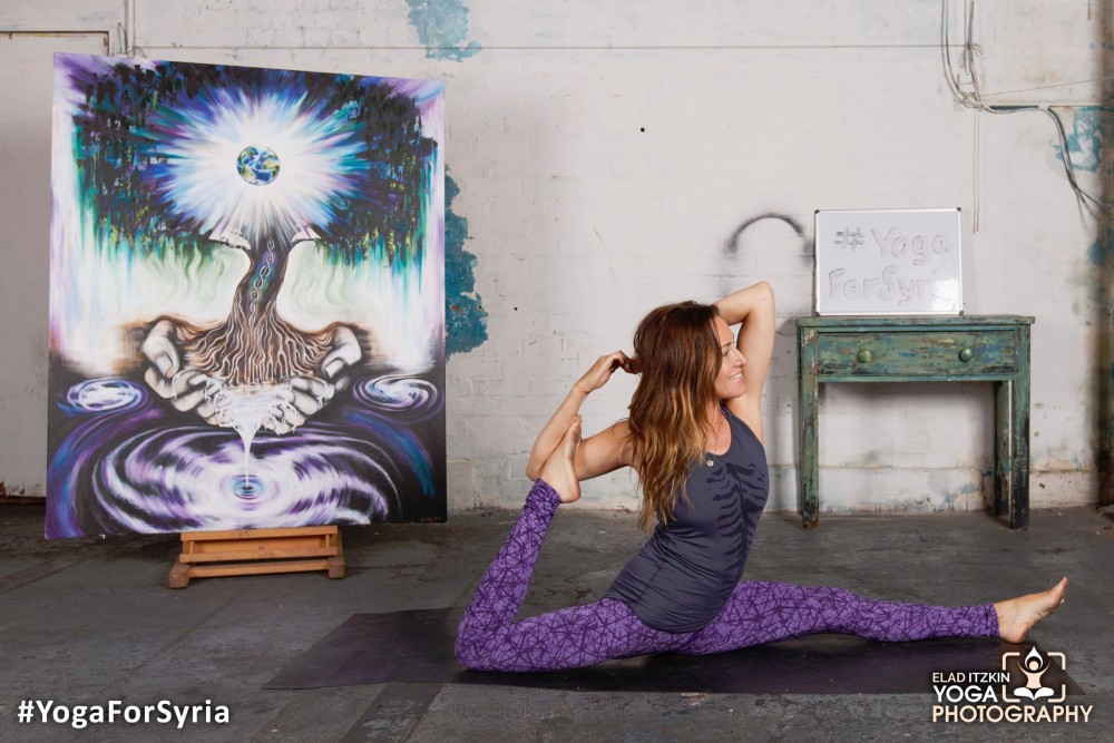 Yoga for Syria event in the Ugly Duck London, November 2015 (#YogaForSyria)