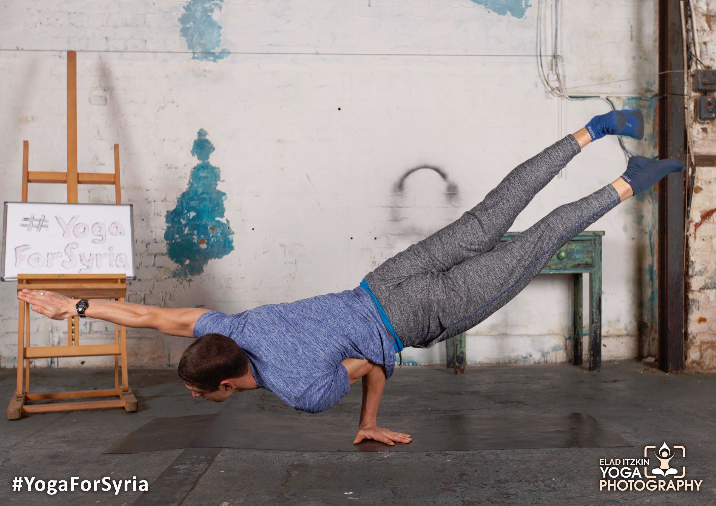 Yoga for Syria event in the Ugly Duck London, November 2015 (#YogaForSyria)