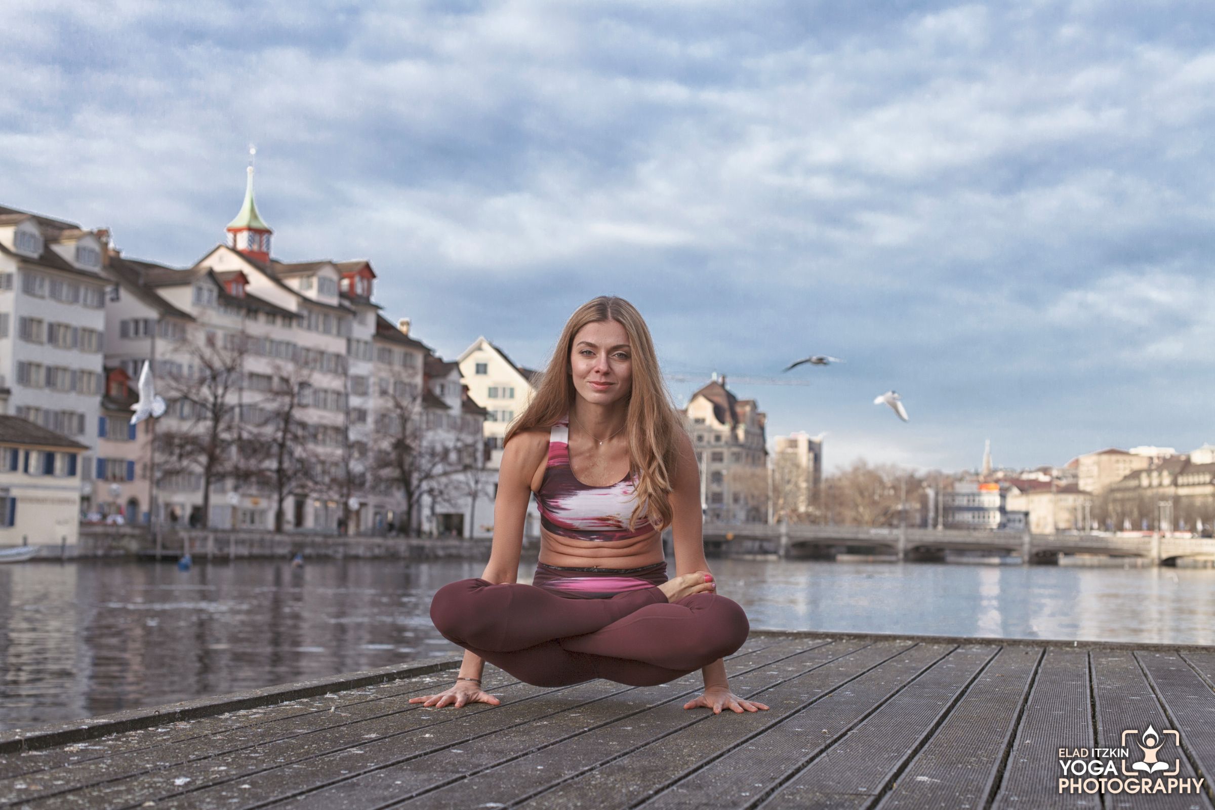 Nora Kersten - Nora Yoga - Yoga Photos Zurich, Switzerland