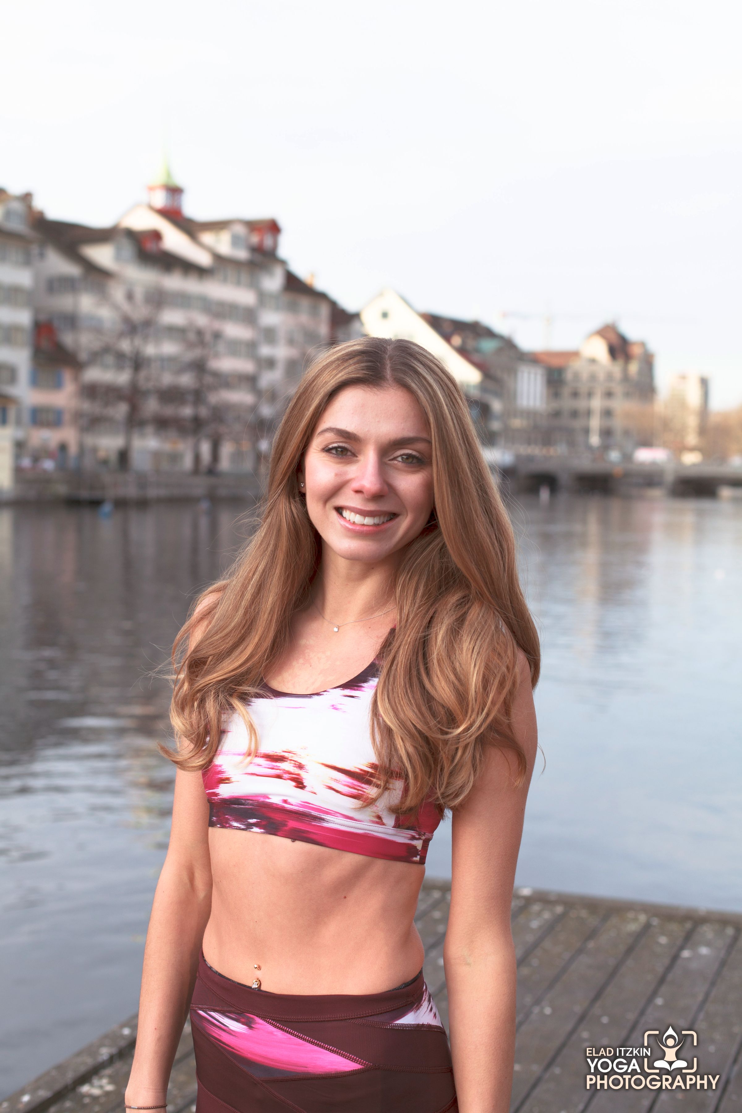 Nora Kersten - Nora Yoga - Yoga Photos Zurich, Switzerland