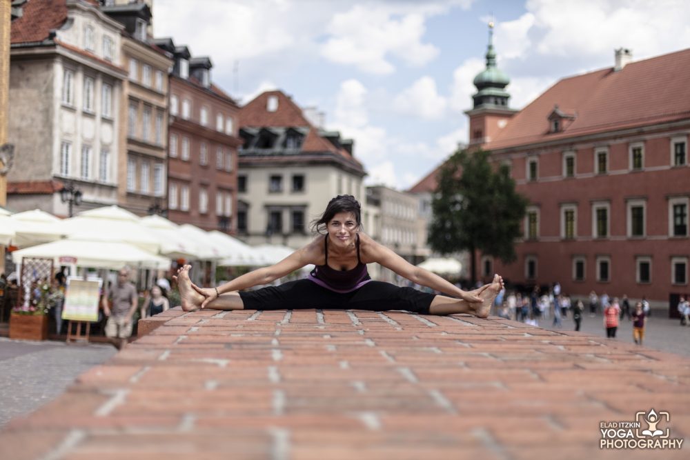Agnieszka Kowalska Yoga Photos in Warsaw, Poland, Elad Itzkin Yoga Photography