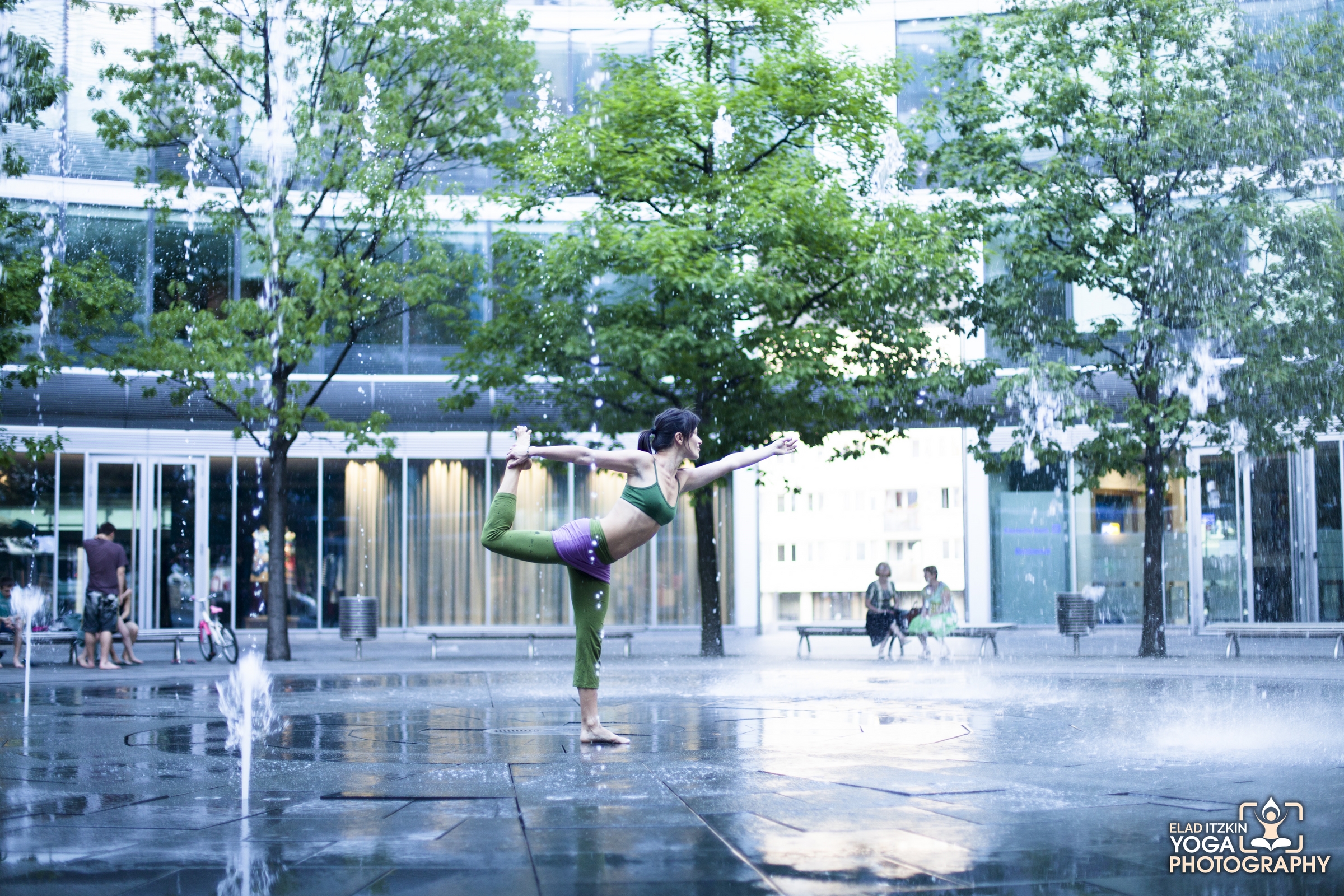 Agnieszka Kowalska Yoga Photos in Warsaw, Poland, Elad Itzkin Yoga Photography