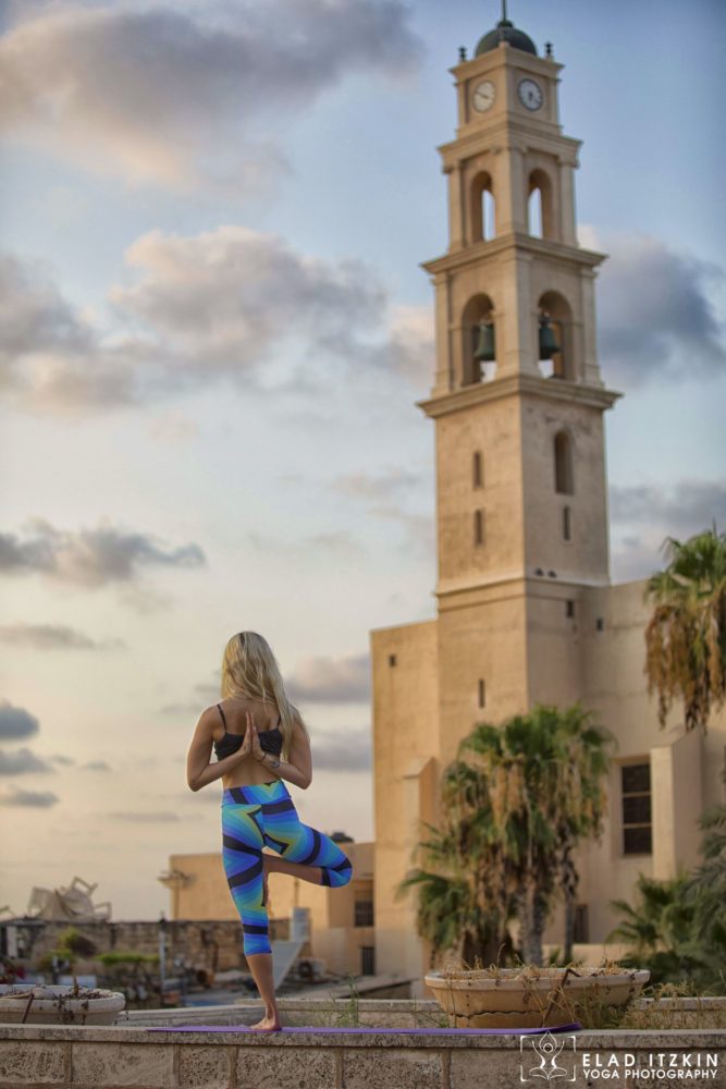 Elad Itzkin Yoga Photography - Kim Bassen and Eyal Mayer - ELAD4678