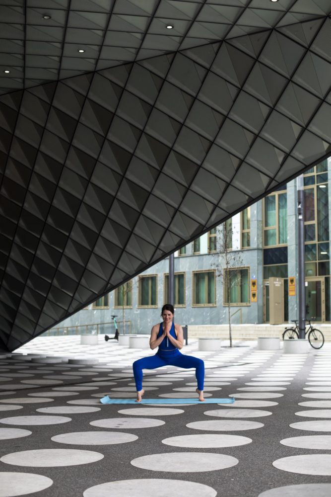 Elad Itzkin Yoga Photography - Jessica Jhotiyoga - Berlin, Germany