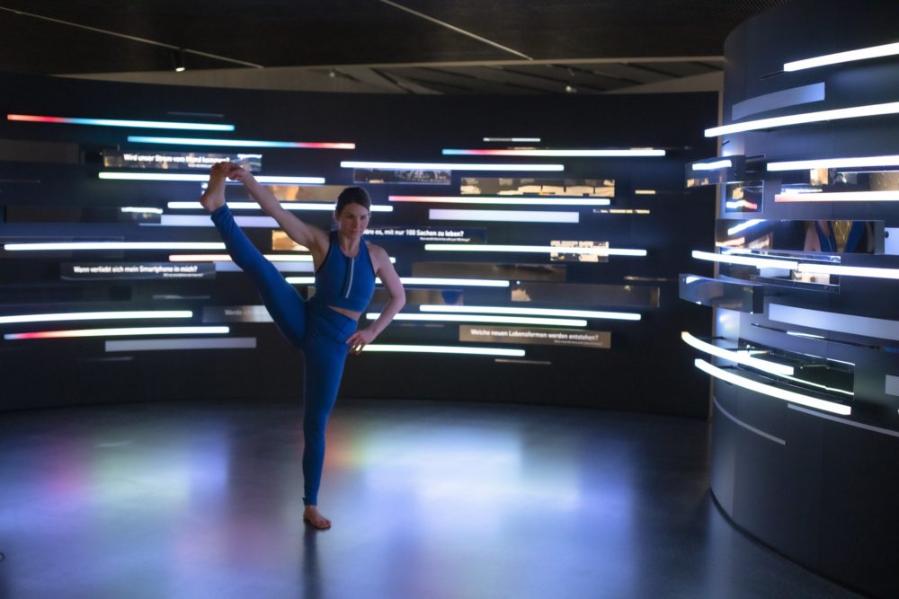 Elad Itzkin Yoga Photography - Jessica Jhotiyoga - Berlin, Germany