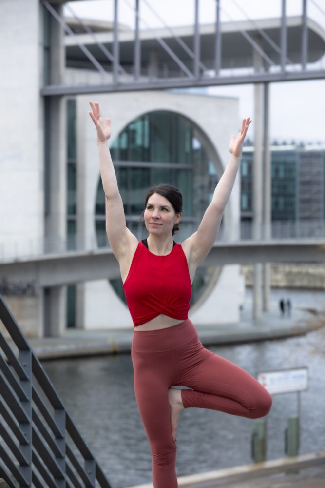 Elad Itzkin Yoga Photography - Jessica Jhotiyoga - Berlin, Germany