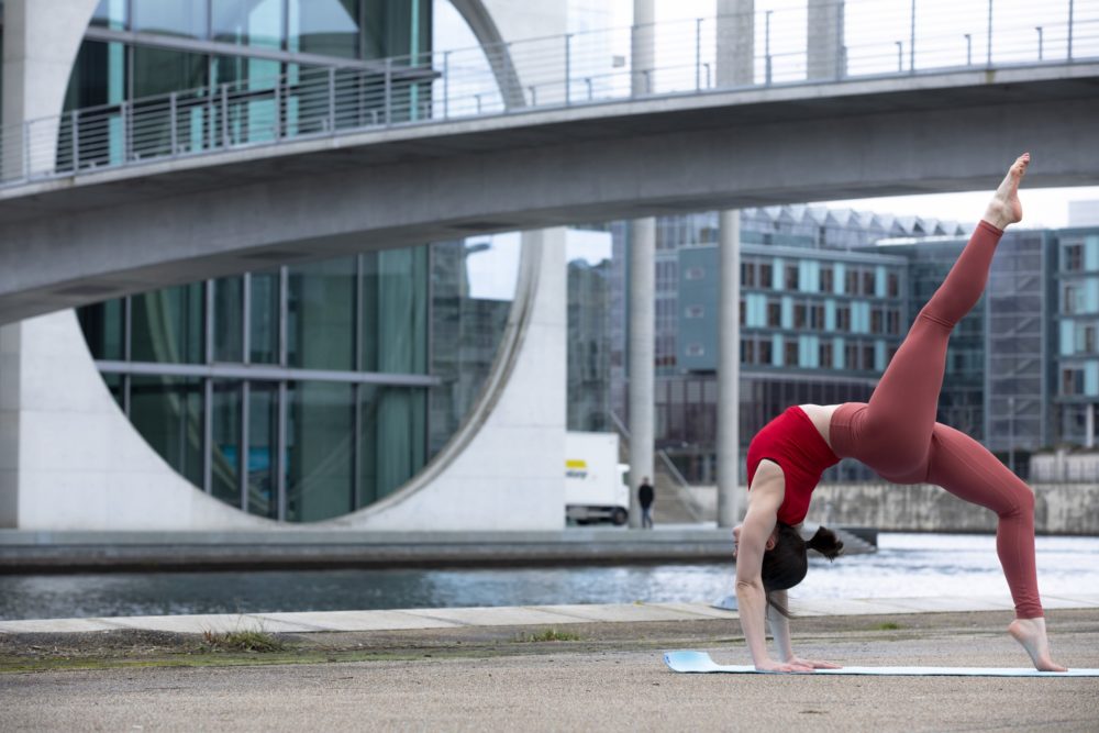 Elad Itzkin Yoga Photography - Jessica Jhotiyoga - Berlin, Germany