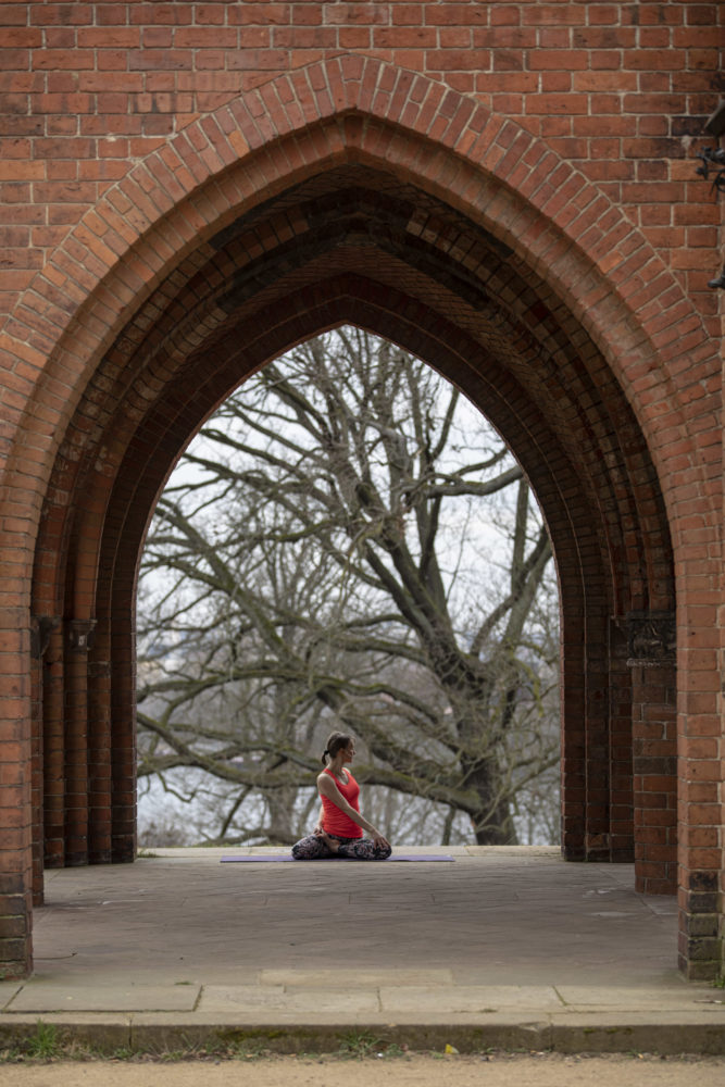 Elad Itzkin Yoga Photography - Kristina Hodakova - Berlin, Germany