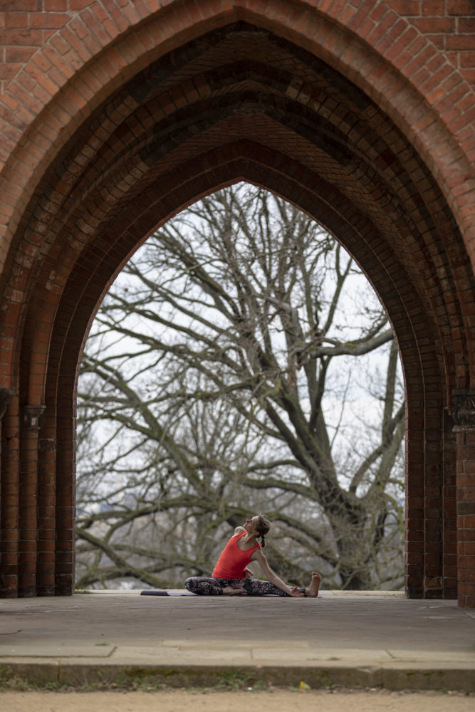 Elad Itzkin Yoga Photography - Kristina Hodakova - Berlin, Germany